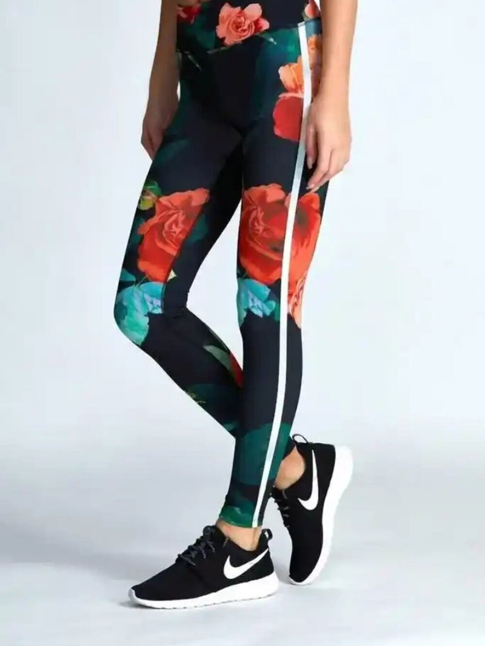 NWT Noli Yoga Rose Print High Waisted Legging